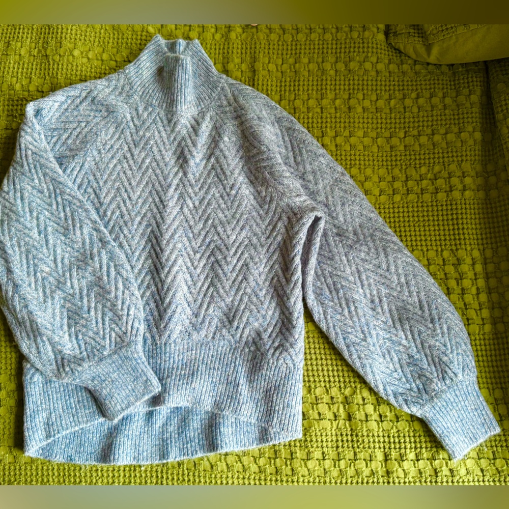 Abercrombie & Fitch Chevron Sweater Dusty Blue